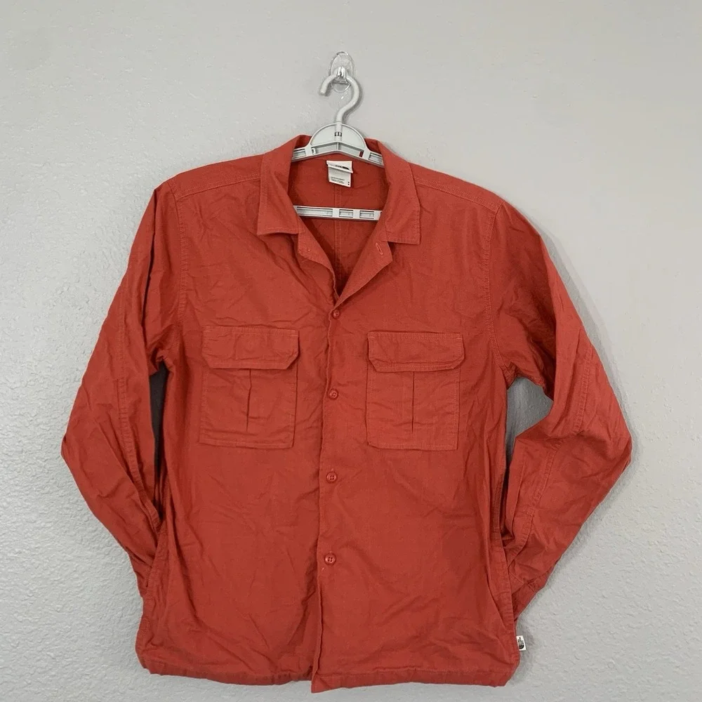 The North Face Men's Size M Orange  Long Sleeve Button Up Camp Shirt Heavyweight